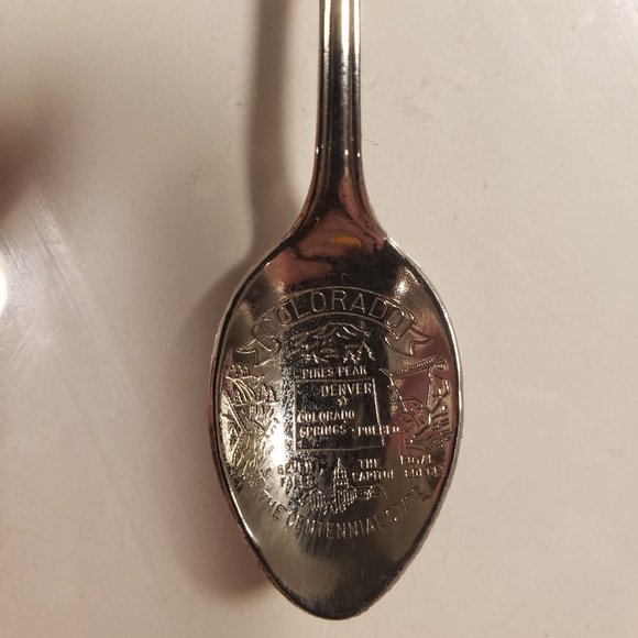 COLLECTIBLE SOUVENIR SPOON with EAGLE DANGLING CHARM - DENVER COLORADO - 4.5" - Picture 3 of 6